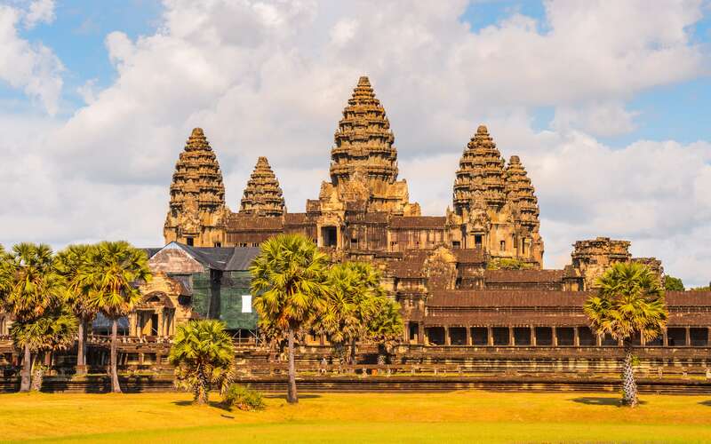 Essentials of Angkor 4 Days Tour