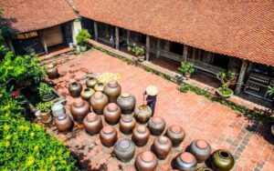 A traditional house in Duong Lam village