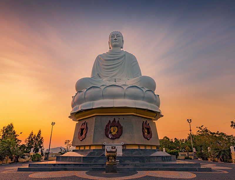 Buddha statue- Long Son Pagoda