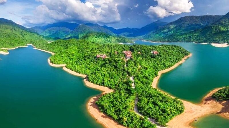 Bach Ma National Park