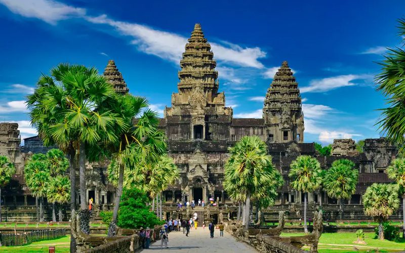 Customized tour to Vietnam, Cambodia and Laos in 17 Days