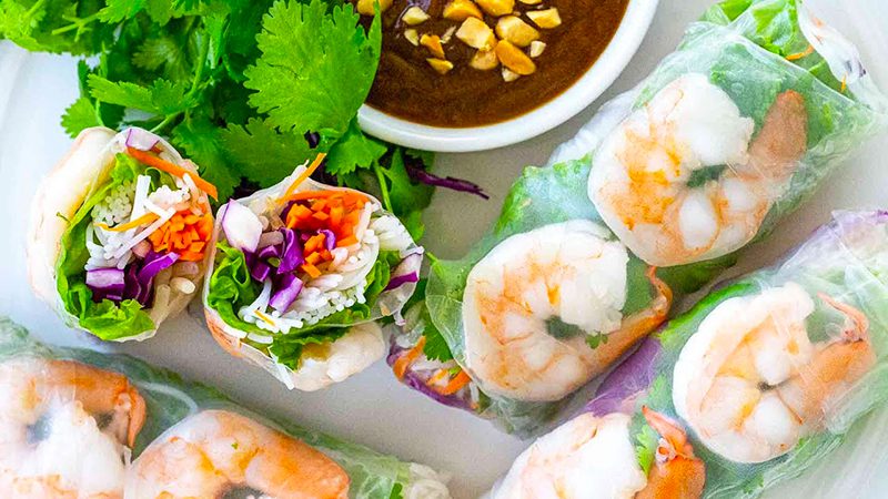 Fresh Rice Paper Rolls of Shrimp