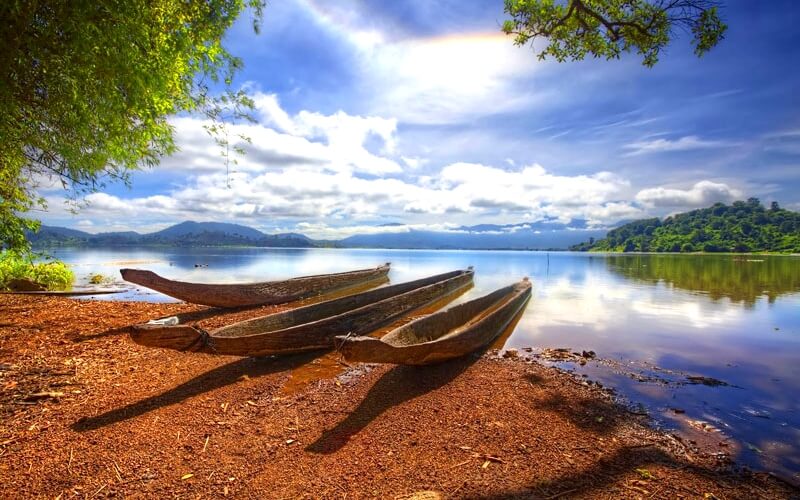 Lak Lake