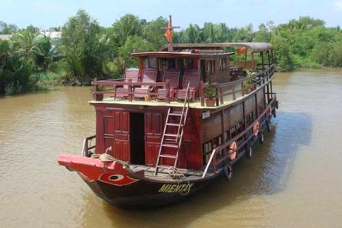 Private Mien Tay Sampan