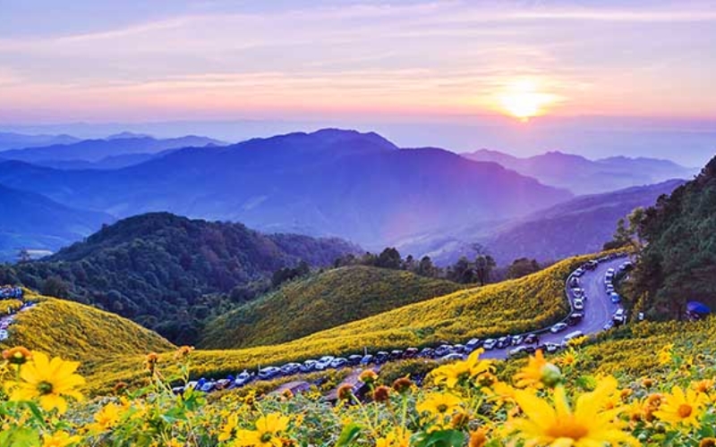 Northern Thailand in 18 Days: From Hill Tribes to Tropical Shores