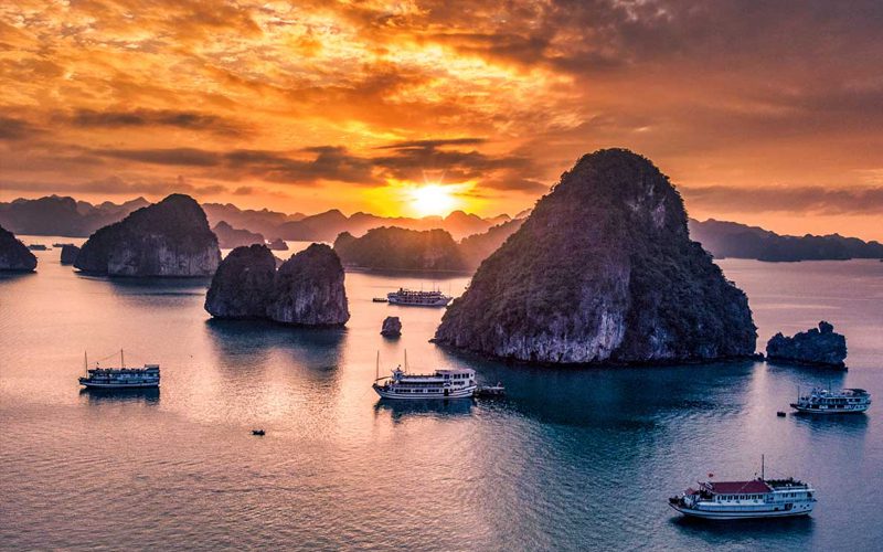 Sunset in Halong Bay