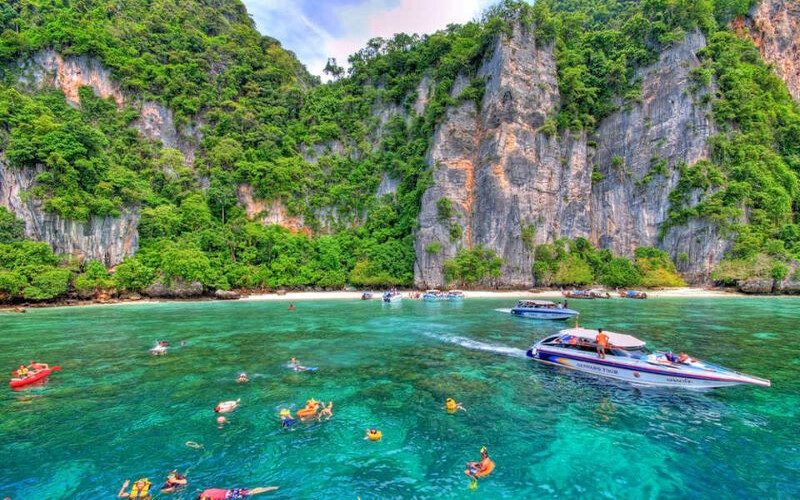4 Days Phuket Catamaran Sailing Trip
