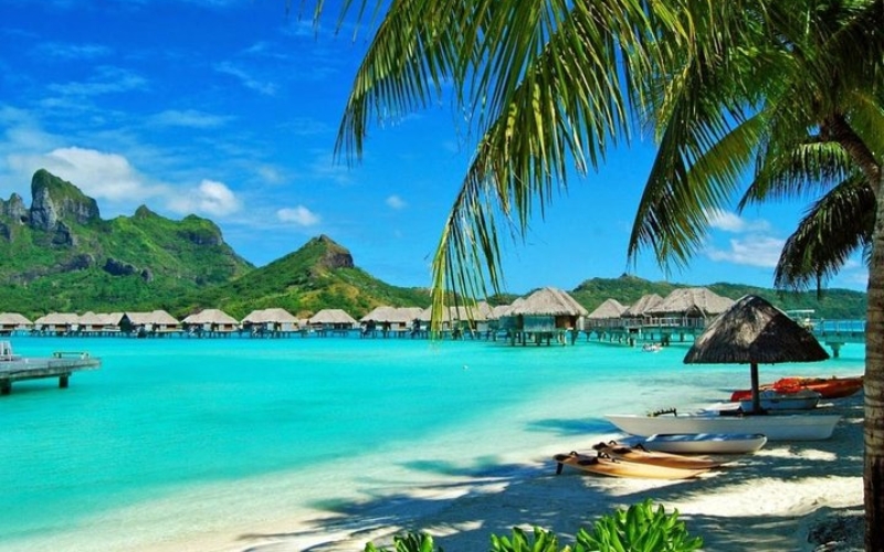 Vietnam Beach Holiday in 14 Days: Complete Tour from North to South