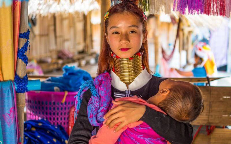 Visit Karen Long-Neck Village