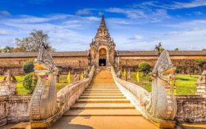 Wat Phrathat Lampang Luang, Chiang Mai